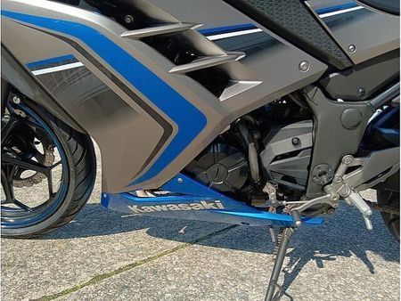 カワサキ ニンジャ 250 全車安心の整備納車!保証付き!多数在庫中!是非ホームページご覧下さい! 17