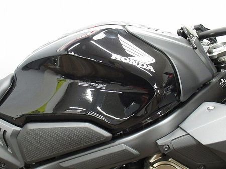 ホンダ CBR650R 【バイク王認定中古車】【スピード納車】CBR650R ワンオーナー車 ☆★マルチバー&US 23
