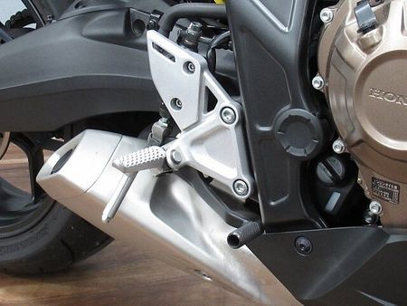 ホンダ CBR650R 【バイク王認定中古車】【スピード納車】CBR650R ワンオーナー車 ☆★マルチバー&US 26
