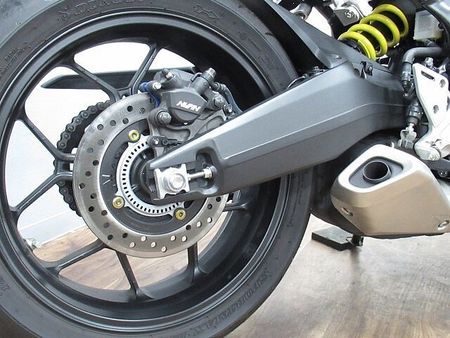 ホンダ CBR650R 【バイク王認定中古車】【スピード納車】CBR650R ワンオーナー車 ☆★マルチバー&US 28