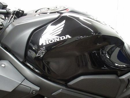 ホンダ CBR650R 【バイク王認定中古車】【スピード納車】CBR650R ワンオーナー車 ☆★マルチバー&US 39