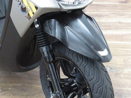 ヤマハ BWS125(ビーウィズ) BW’S125 最終型 国内仕様 ☆★メーターバイザー・トップケース付き!★☆ 15