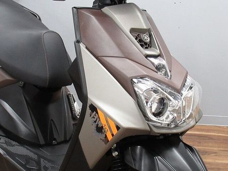 ヤマハ BWS125(ビーウィズ) BW’S125 最終型 国内仕様 ☆★メーターバイザー・トップケース付き!★☆ 16