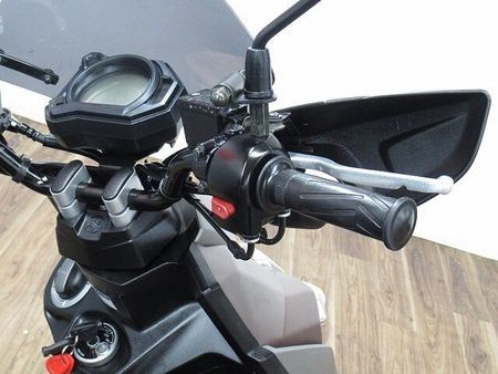 ヤマハ BWS125(ビーウィズ) BW’S125 最終型 国内仕様 ☆★メーターバイザー・トップケース付き!★☆ 18