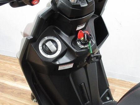 ヤマハ BWS125(ビーウィズ) BW’S125 最終型 国内仕様 ☆★メーターバイザー・トップケース付き!★☆ 34