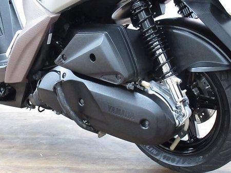 ヤマハ BWS125(ビーウィズ) BW’S125 最終型 国内仕様 ☆★メーターバイザー・トップケース付き!★☆ 40