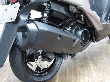 ヤマハ BWS125(ビーウィズ) BW’S125 最終型 国内仕様 ☆★メーターバイザー・トップケース付き!★☆ 10