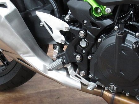 カワサキ Z400 Z400 現行型 ワンオーナー車 ☆★スマホホルダー・USBポート付き!★☆ 【マル得車輌 24