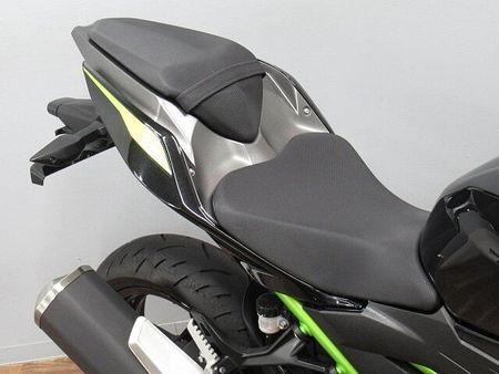 カワサキ Z400 Z400 現行型 ワンオーナー車 ☆★スマホホルダー・USBポート付き!★☆ 【マル得車輌 9