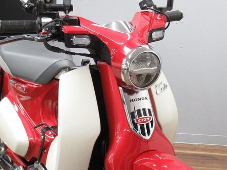 ホンダ スーパーカブC125 スーパーカブC125 現行型 ヨシムラマフラー装備 ☆★トップケース・グリップヒーター・ベ 16