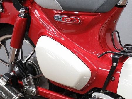 ホンダ スーパーカブC125 スーパーカブC125 現行型 ヨシムラマフラー装備 ☆★トップケース・グリップヒーター・ベ 23