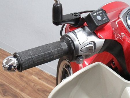 ホンダ スーパーカブC125 スーパーカブC125 現行型 ヨシムラマフラー装備 ☆★トップケース・グリップヒーター・ベ 32