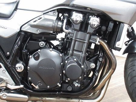 ホンダ CB1300スーパーボルドール CB1300Superボルドール Eパッケージ 6速 ☆★ワンキー3点パニア・ロングスクリ 8