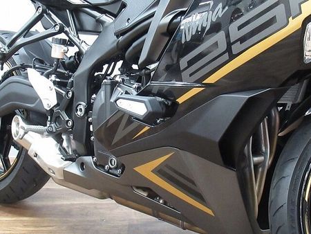 カワサキ ZX-25R Ninja ZX-25R SE 2022年モデル ☆★純正エンジンスライダー・USBポート 20