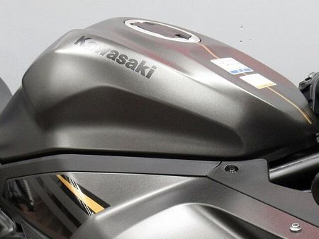 カワサキ ZX-25R Ninja ZX-25R SE 2022年モデル ☆★純正エンジンスライダー・USBポート 22