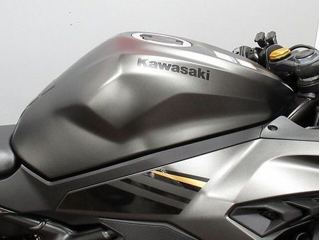 カワサキ ZX-25R Ninja ZX-25R SE 2022年モデル ☆★純正エンジンスライダー・USBポート 23