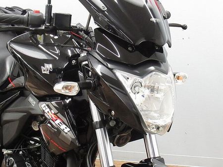 スズキ ジクサー 150 GIXXER150 サイドバッグ付き ☆★MRAスクリーン・LEDライト・キャリア付き!★ 16
