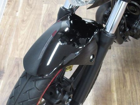 スズキ ジクサー 150 GIXXER150 サイドバッグ付き ☆★MRAスクリーン・LEDライト・キャリア付き!★ 32