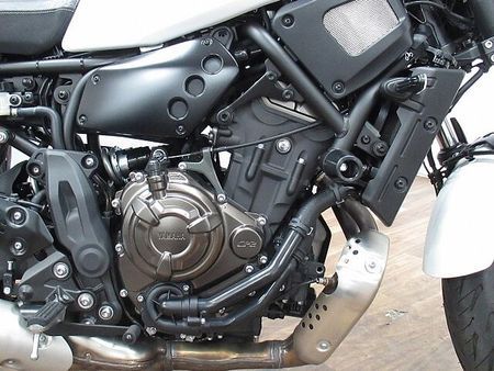 ヤマハ XSR700 XSR700 パフォーマンスダンパー装備 ☆★グリップヒーター・サドルバッグ・ETC2.0 21