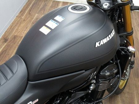 カワサキ Z900RS Z900RS SE 2025年モデル フルノーマル車 ☆★新色!旧ロゴの現行型SE入荷いた 20