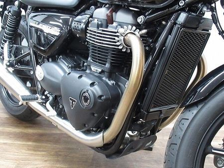 トライアンフ STREET TWIN ストリートツイン FOXレーシングリアサス装備 ☆★純正オプション多数!★☆ 22