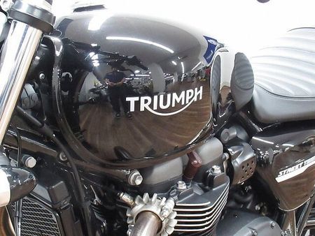 トライアンフ STREET TWIN ストリートツイン FOXレーシングリアサス装備 ☆★純正オプション多数!★☆ 33