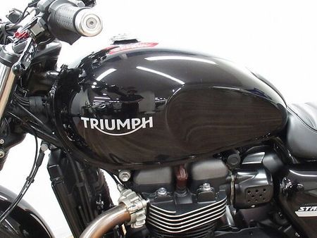 トライアンフ STREET TWIN ストリートツイン FOXレーシングリアサス装備 ☆★純正オプション多数!★☆ 34