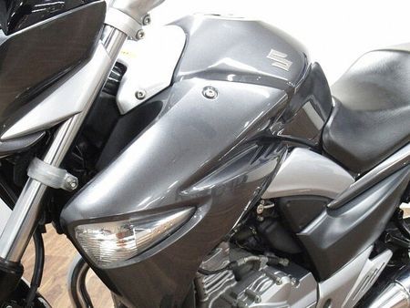 スズキ GSR250 GSR250 マルチバー・メットロック装備 ☆★扱いやすいネイキッドモデル!★☆ 33