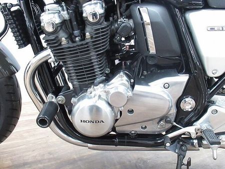 ホンダ CB1100 RS CB1100RS エンジンスライダー付き ☆★希少絶版車!走行少なめ★☆ 34