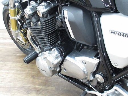 ホンダ CB1100 RS CB1100RS エンジンスライダー付き ☆★希少絶版車!走行少なめ★☆ 35