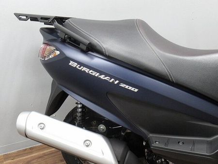 スズキ バーグマン200 バーグマン200 最終型 リアキャリア付き ☆★ABS・DCソケット標準装備★☆ 23