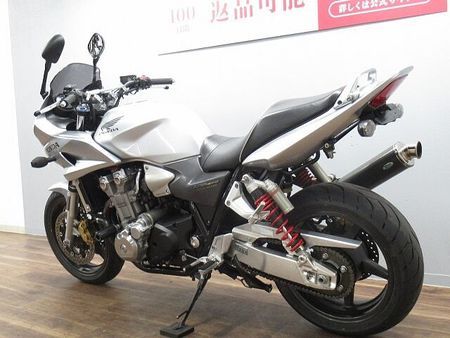 ホンダ CB1300スーパーボルドール CB1300スーパーボルドール TSRマフラー装備 ☆★純正オプションローシート・フェンダ 5