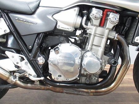 ホンダ CB1300スーパーボルドール CB1300スーパーボルドール TSRマフラー装備 ☆★純正オプションローシート・フェンダ 7