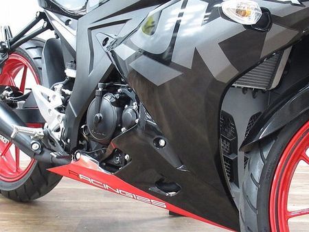スズキ GSX-R125 GSX-R125 リアフェンダーレス ☆★便利なヘルメットホルダー付き!★☆ 23
