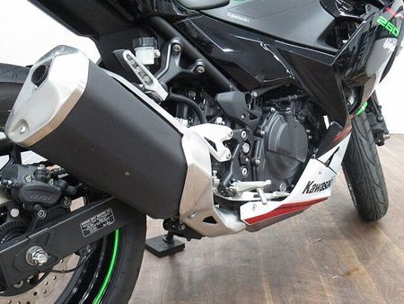カワサキ ニンジャ 250 Ninja250 KRTエディション ☆★LEDヘッドライト装備!★☆ 10