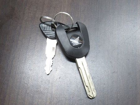 ホンダ CBR250RR (MC51) CBR250RR ABS スリッパークラッチ搭載 ☆★ヘルメットホルダー付き!★☆ 【マル 13