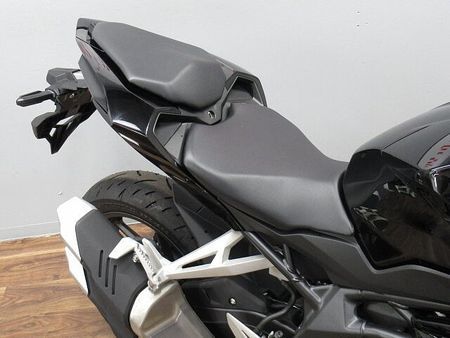 ホンダ CBR250RR (MC51) CBR250RR ABS スリッパークラッチ搭載 ☆★ヘルメットホルダー付き!★☆ 【マル 9