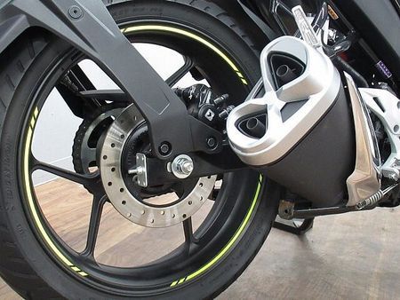 スズキ ジクサー 150 GIXXER150 国内仕様 現行モデル ☆★走行少ないオススメ車!★☆ 【マル得車輌】 26
