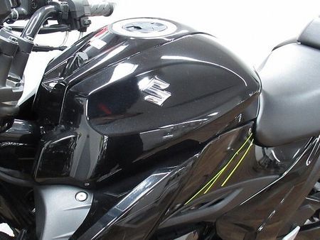 スズキ ジクサー 150 GIXXER150 国内仕様 現行モデル ☆★走行少ないオススメ車!★☆ 【マル得車輌】 32