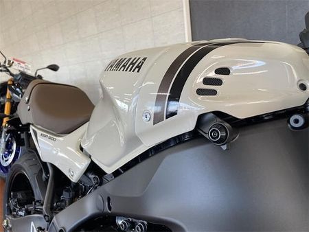 ヤマハ XSR900 細部に宿るこだわりポイントバイクらしい佇まいの中に、金属の触感や高品質な仕上げを追求。 22