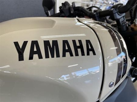 ヤマハ XSR900 細部に宿るこだわりポイントバイクらしい佇まいの中に、金属の触感や高品質な仕上げを追求。 24