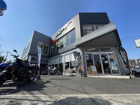 ヤマハ XSR900 細部に宿るこだわりポイントバイクらしい佇まいの中に、金属の触感や高品質な仕上げを追求。 26