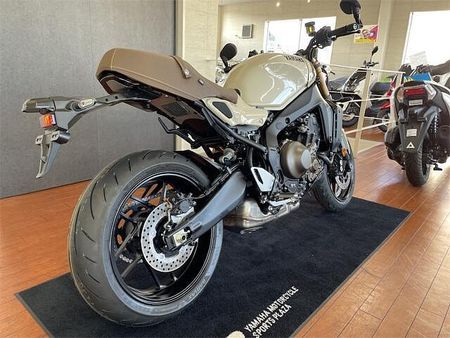 ヤマハ XSR900 細部に宿るこだわりポイントバイクらしい佇まいの中に、金属の触感や高品質な仕上げを追求。 6