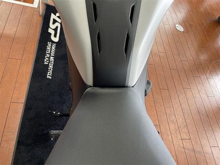 ヤマハ MT-07 Y-AMT ハンドシフトとオートマチックのスイッチは、あらゆるシーンで快適なライディングをもたらす 12