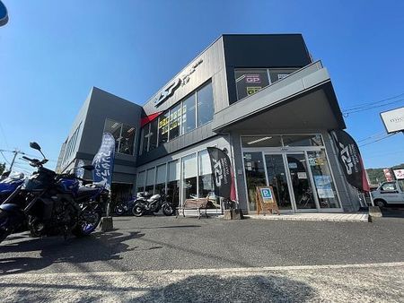 ヤマハ MT-25 高速道路も走行可能なことから、幅広いシチュエーションで、ライディングの楽しさを味わえます 21