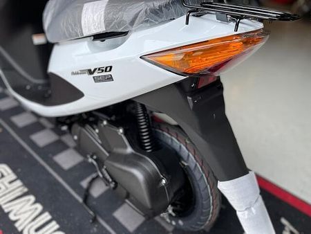 スズキ アドレス50 店頭現車無し、要取り寄せ車両。新車入荷在庫1台お早めに! 9