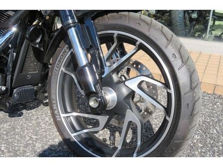 ハーレーダビッドソン FLSB Softail Sport Glide 旧車から現行車まで幅広く買い取り販売させていただきます。下取りも大歓迎♪♪ 6