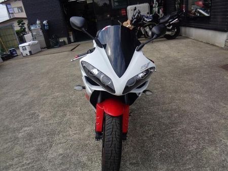ヤマハ YZF-R1 車検2年付き価格!綺麗に仕上げた保証付きご連絡お待ちします!消耗品交換済み! 3