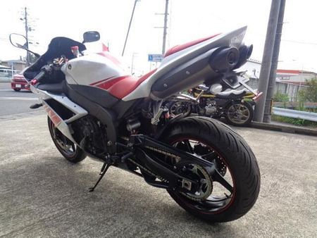 ヤマハ YZF-R1 車検2年付き価格!綺麗に仕上げた保証付きご連絡お待ちします!消耗品交換済み! 6