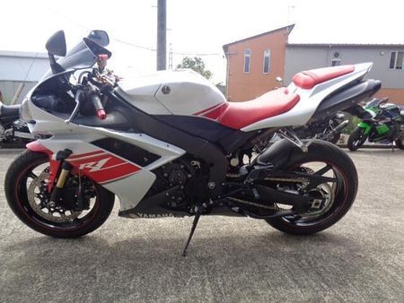 ヤマハ YZF-R1 車検2年付き価格!綺麗に仕上げた保証付きご連絡お待ちします!消耗品交換済み! 7